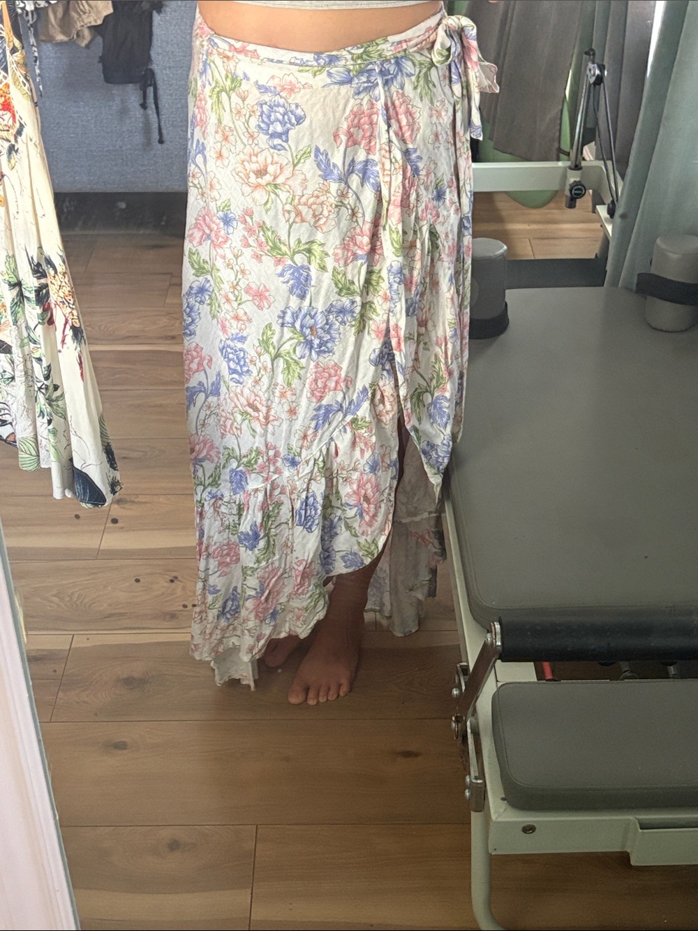 Vintage Havana one size Floral Wrap Maxi Skirt in White with Pink & Blue Flowers